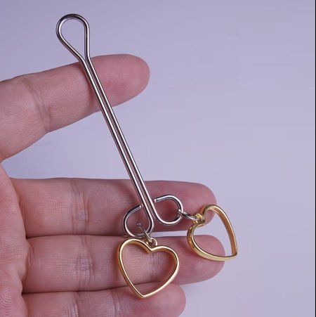 مشبك بظر على شكل قلب