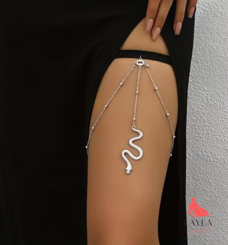 اكسسوار فخذ على شكل افعى