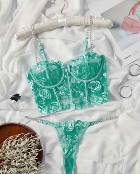 Mint Blossom - Embroidered Chain Set
