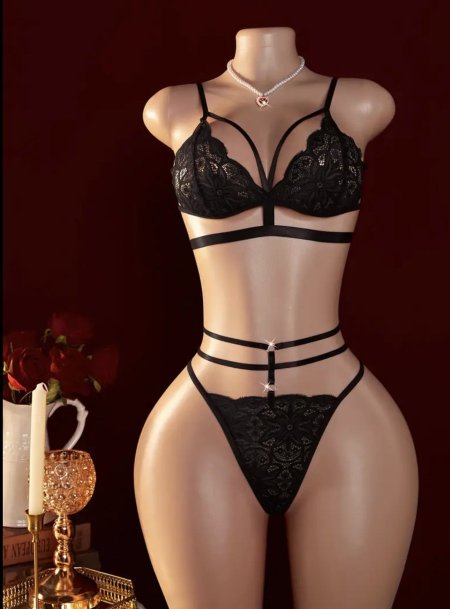 Ruby Passion -طقم الشغف الأسود